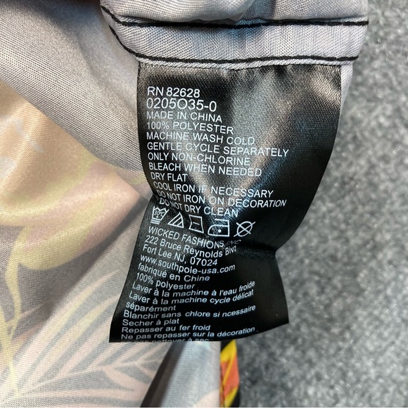 Southpole Hawaiian Shirt Mens 5XB Black Pineapple Banana Papaya Floral NWT - Picture 6 of 8